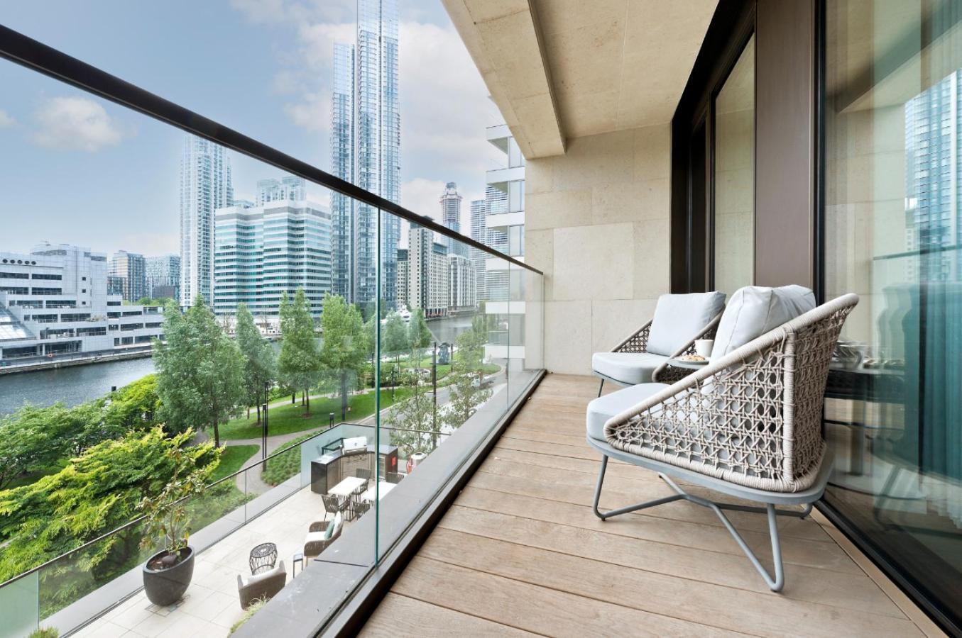Elegant And Modern Apartments In Canary Wharf Right Next To Thames London Eksteriør billede