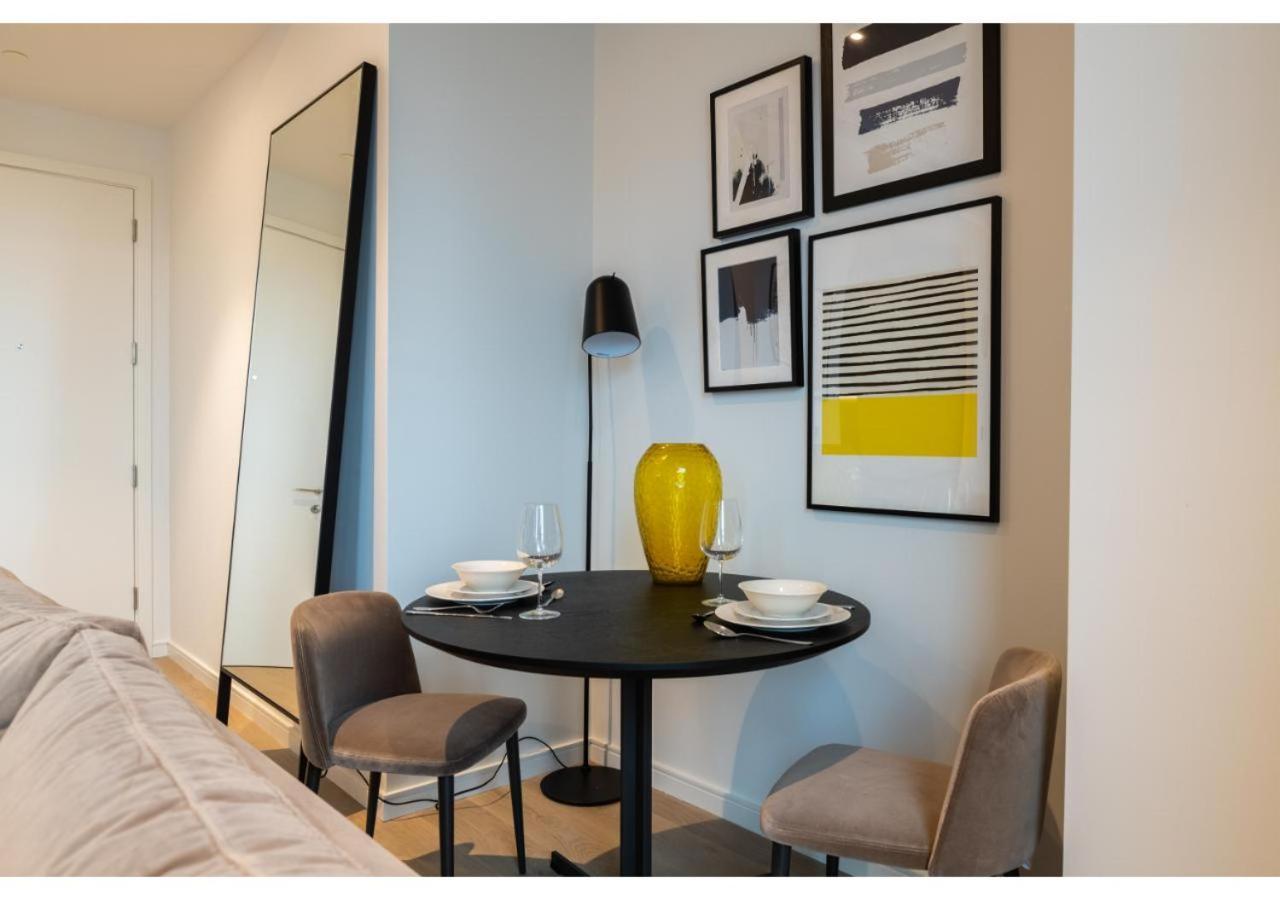 Elegant And Modern Apartments In Canary Wharf Right Next To Thames London Eksteriør billede